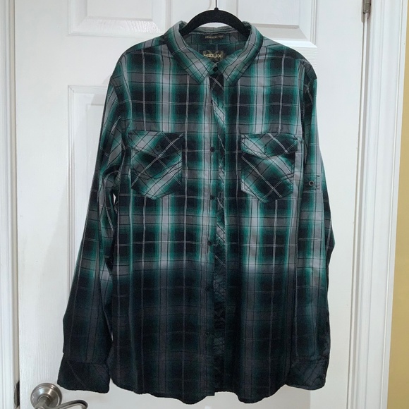 Helix Athletic Fit plaid dip dyed button front shirt Sz XL - Picture 1 of 6